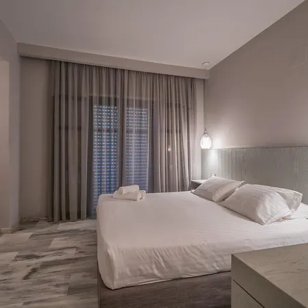 מלון Castelli Hotel-adults Only לגאנאס
